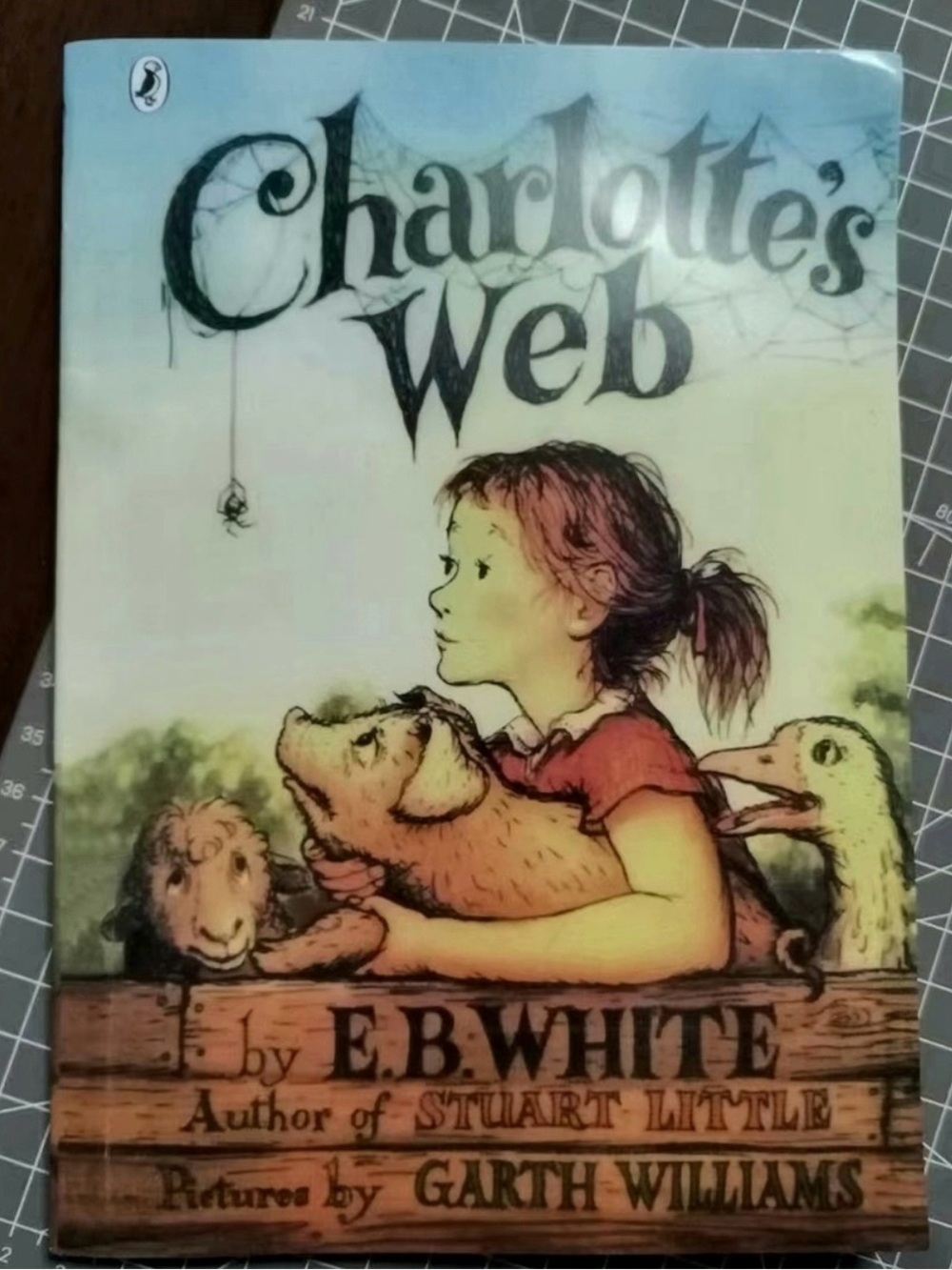 Charlotte's Web Illustrated Kids Book Cover Shirt - Cream/Beige
